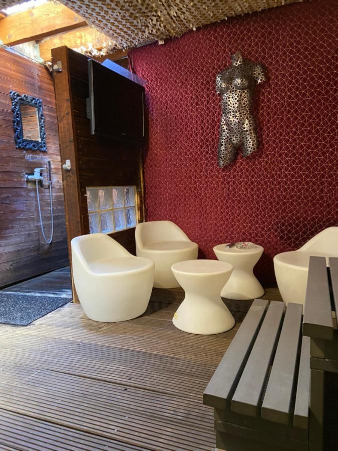 Jacuzzi Prive Chambre Et Table D Hotes ヴォヴェール エクステリア 写真